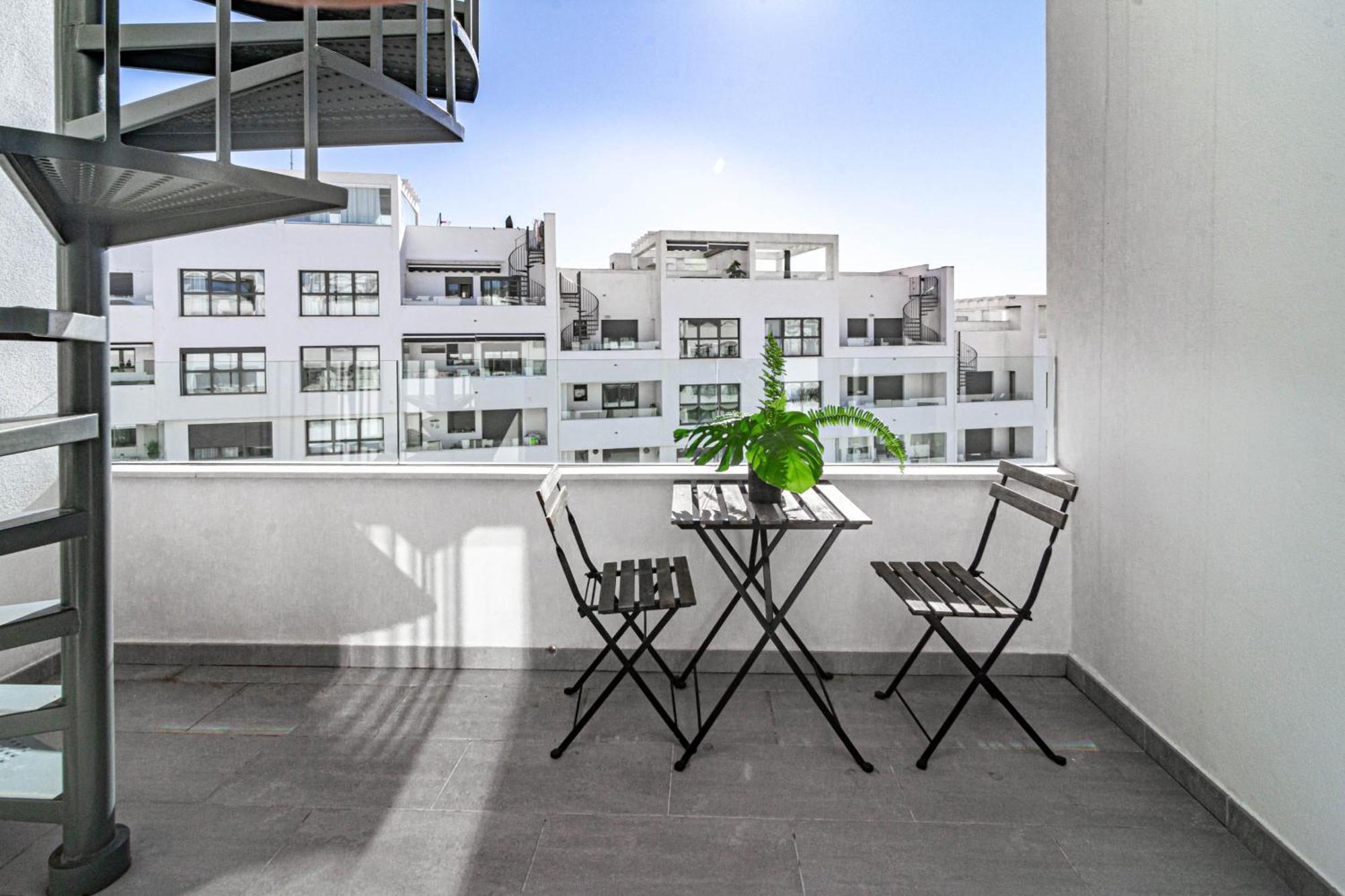 Apartment Eg54a - Luxury Penthouse With Private Sun Terrace Estepona
