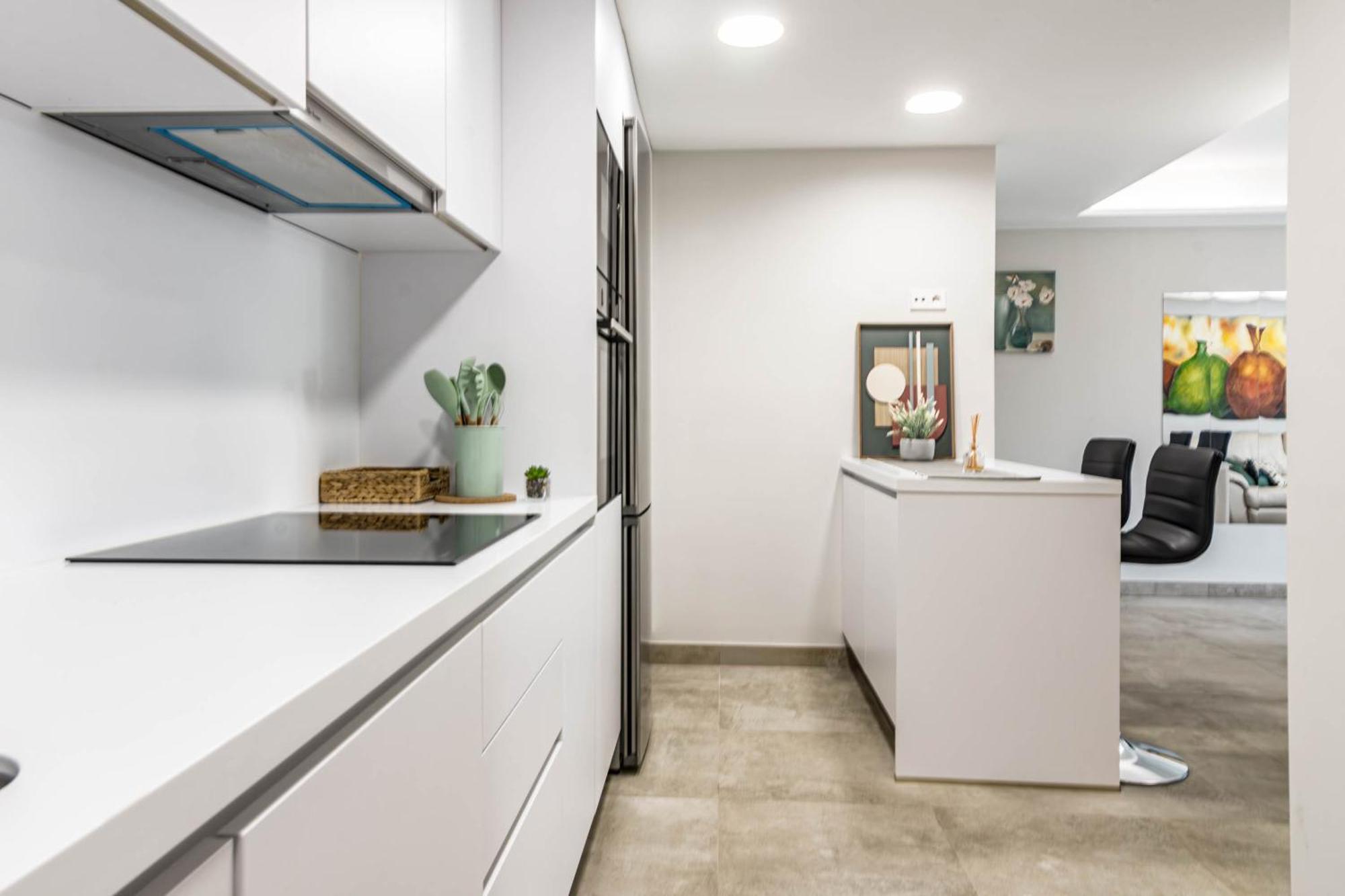 Inf42p - Modern Near The *