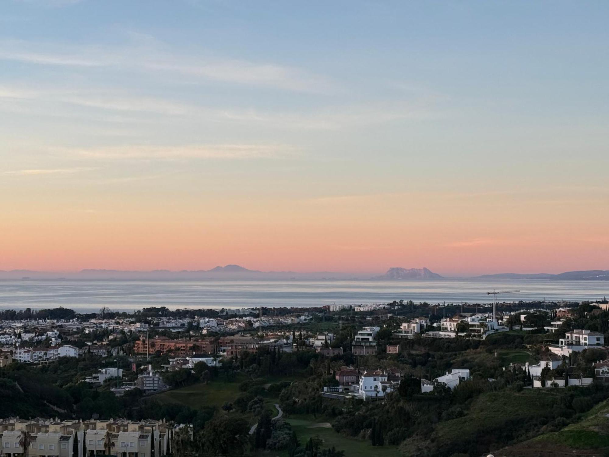 Apartamento Paraiso Penthouse Unique Sea View To Gibraltar Estepona