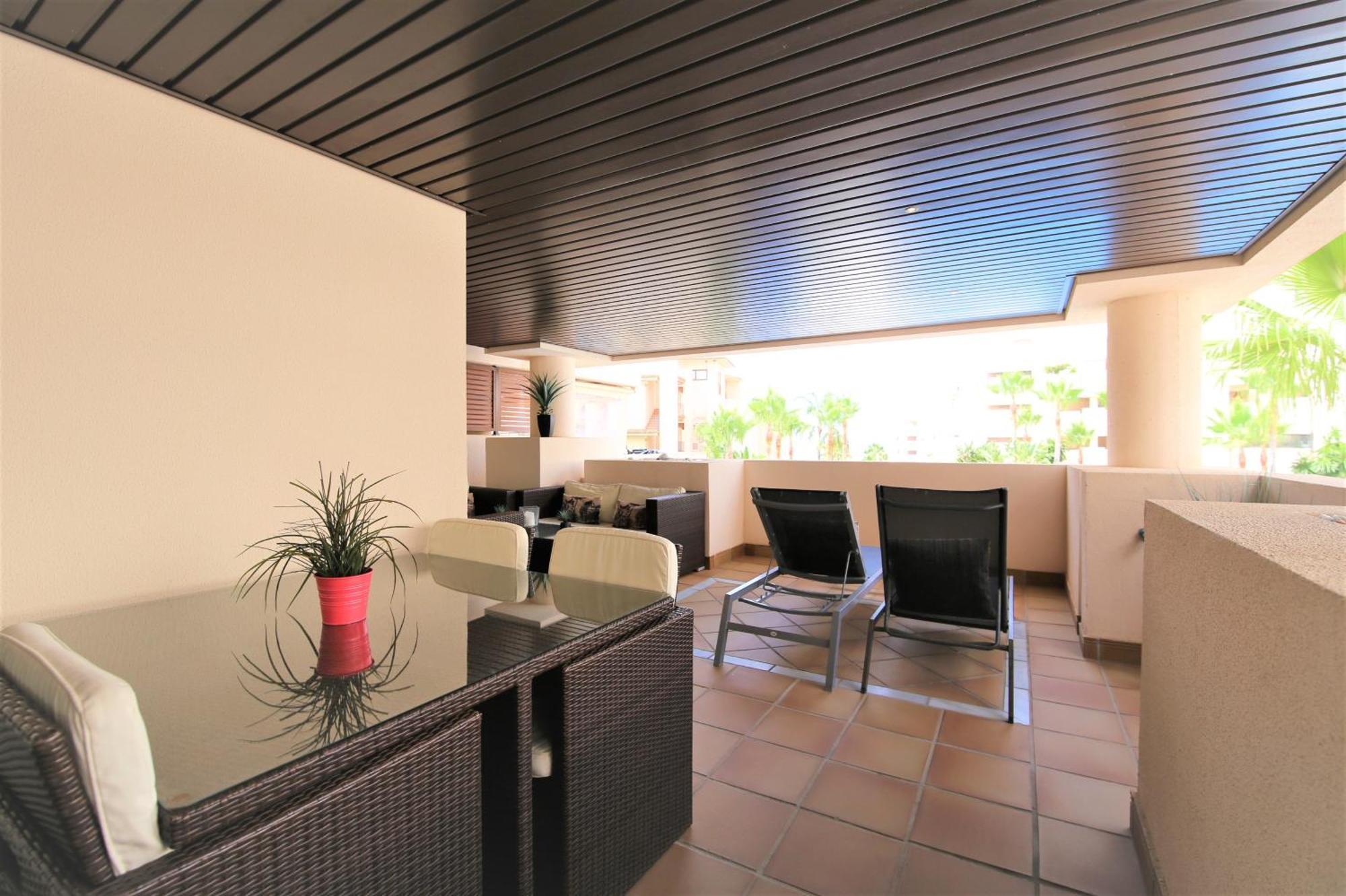 East Daisy Apartment