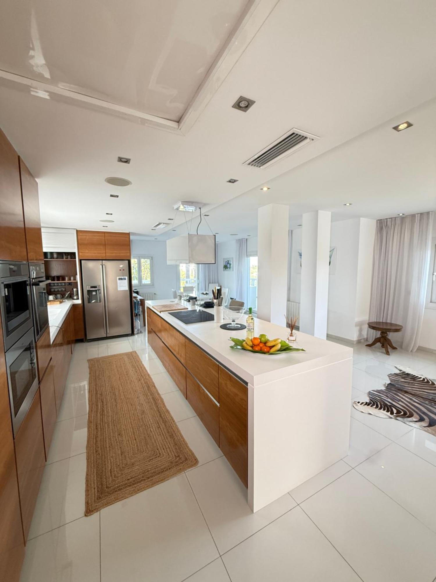Stunning And Luxury In Marbella-atalaya - 250m To Gc Atalaya, 2x 18 Holes And Very Close To The Of San Pedro De Alcantara And Puerto Banus Or Puente * Estepona