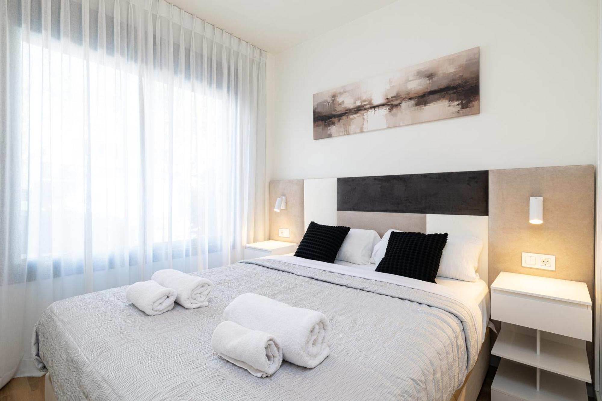 And Apartment, 100mts From The *