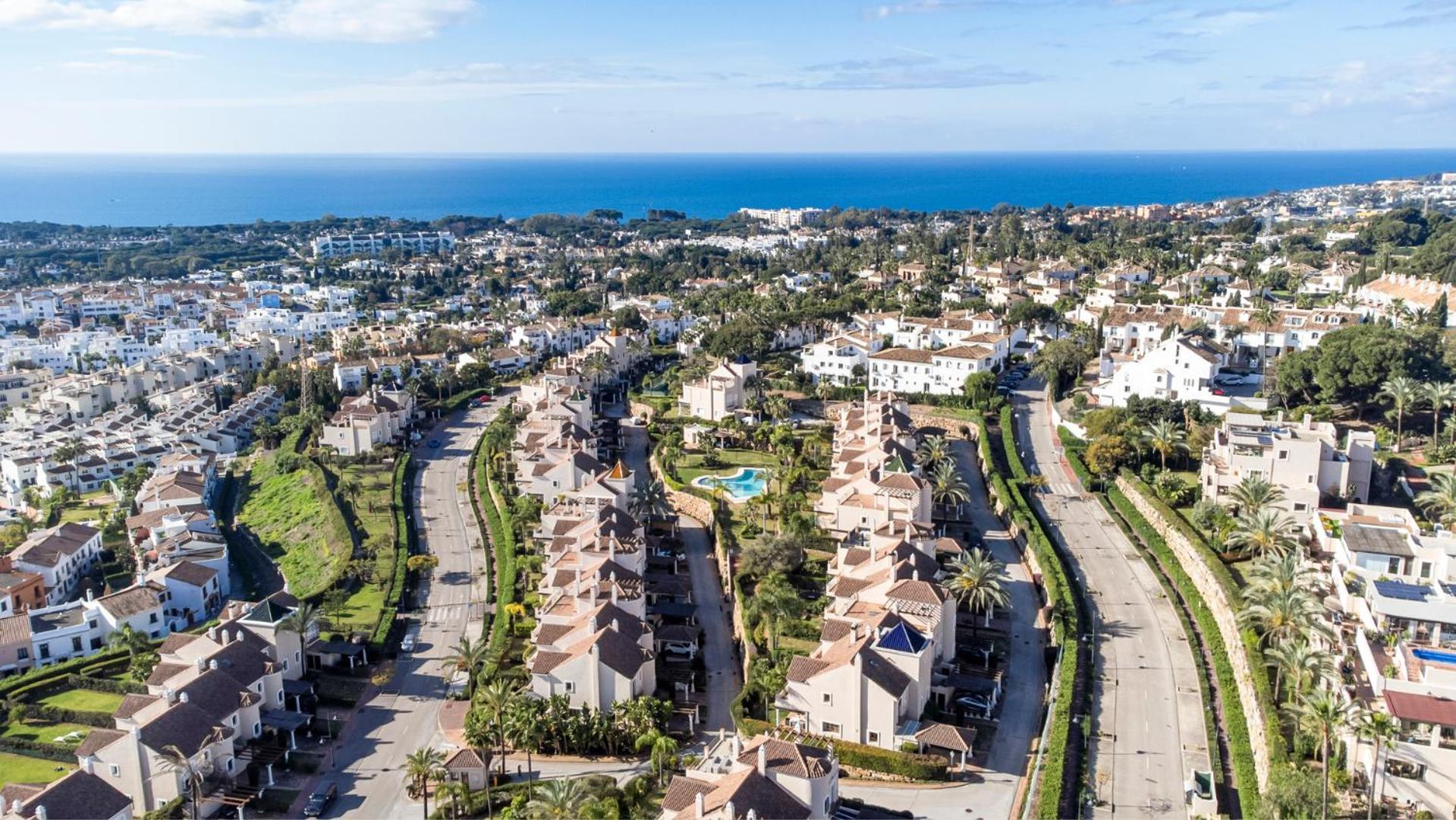 Townhouse In Paraiso * Estepona
