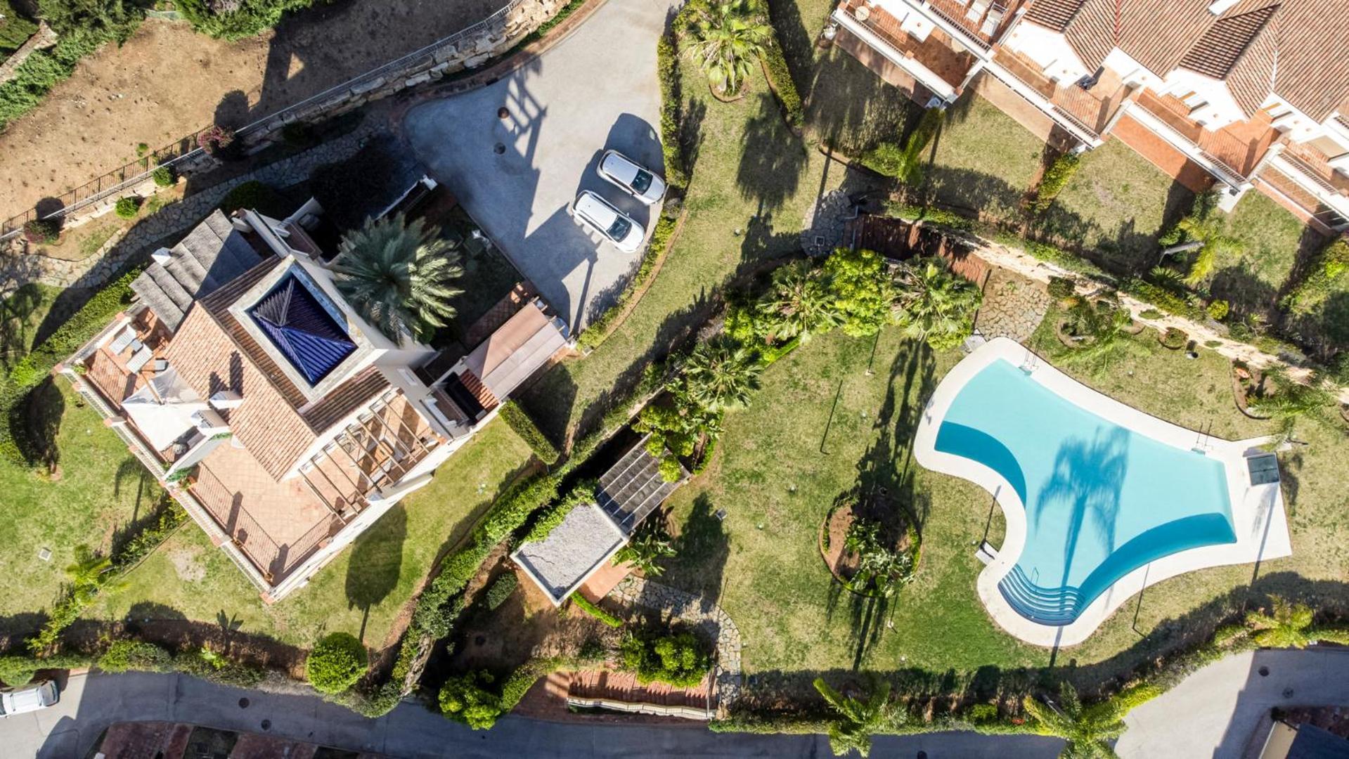 Townhouse In Paraiso Estepona