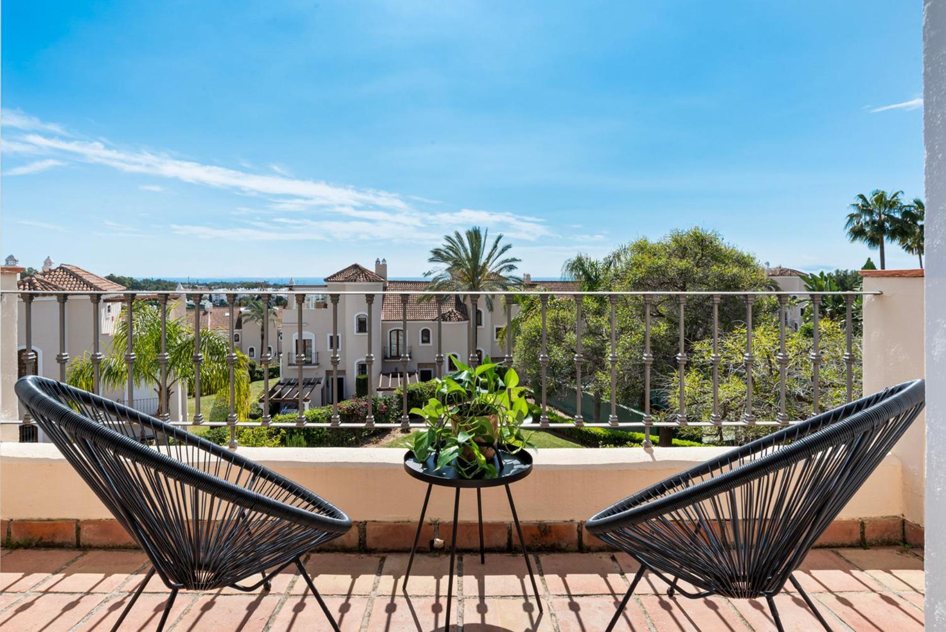 Townhouse In Paraiso