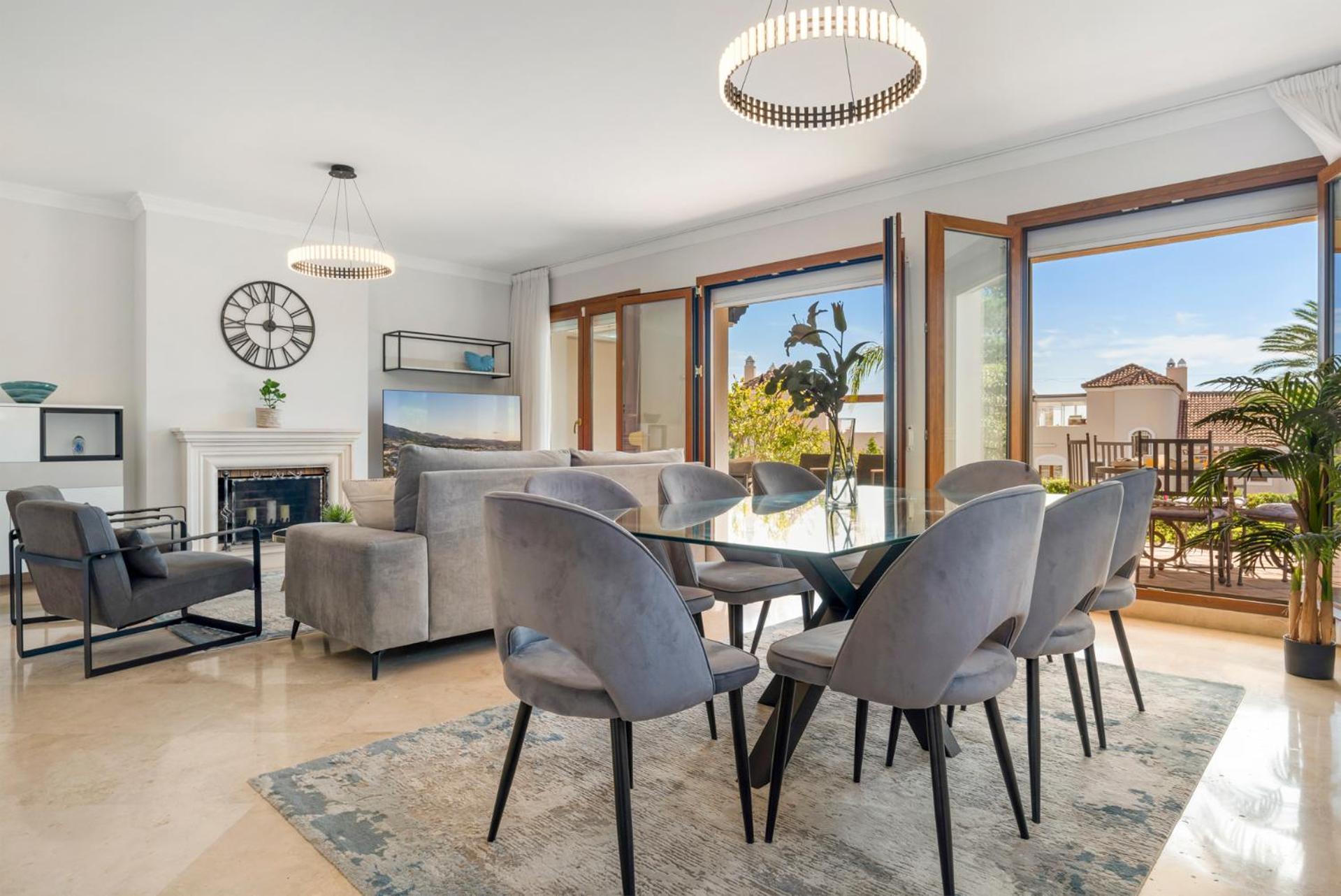 Townhouse In Paraiso Сasa de vacaciones Estepona