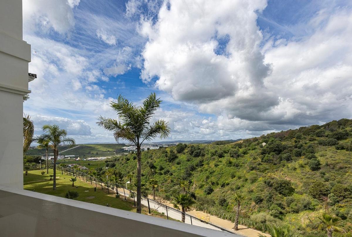 Stylish Hills With Lovely Views Estepona