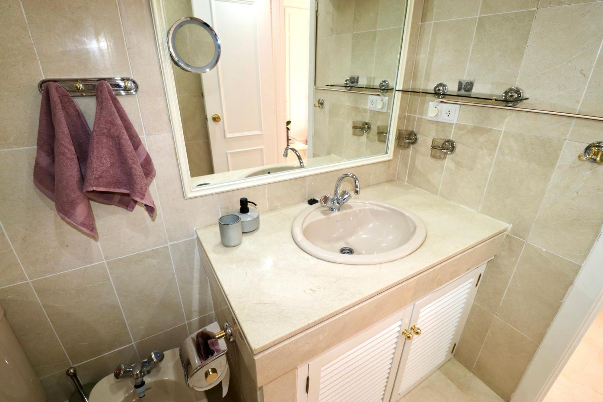 Apartment Golf Resort, Pool, Bbq, Massive Sunny Terrace With Mountain Views Estepona