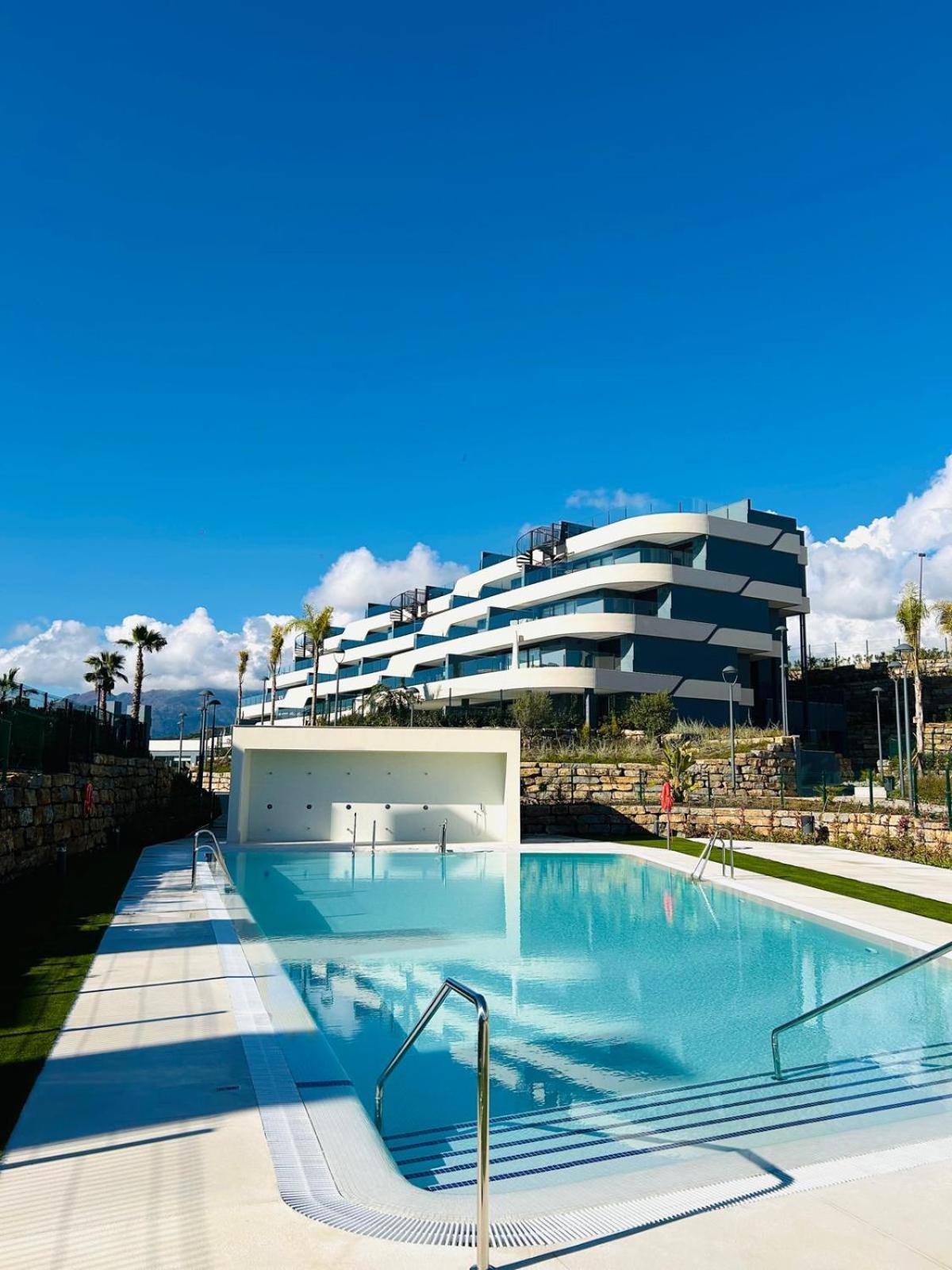 Oasis 325 2Nd Floor With Sea- And Mountain View Apartment