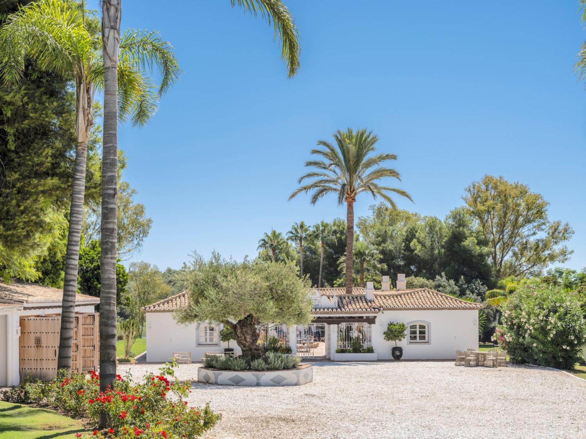 Smb10 - Stunning Luxury On A Private Domaine At Padierna Golf Club Golf Club *