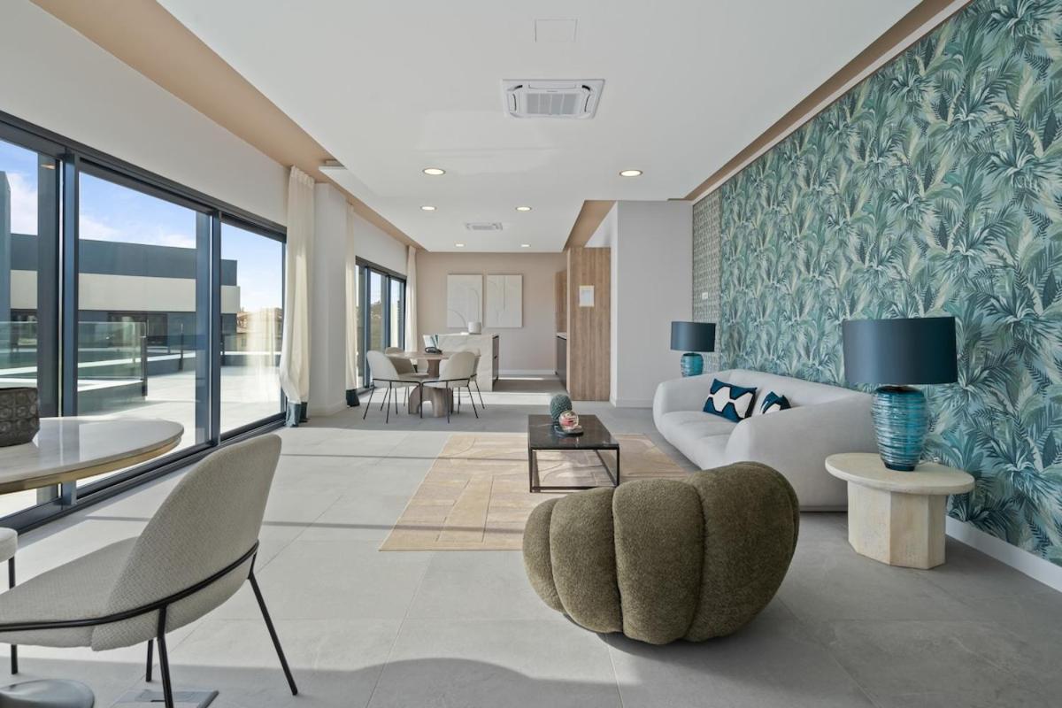 Oasis 325 With Private Garden & Wellnes Apartamento