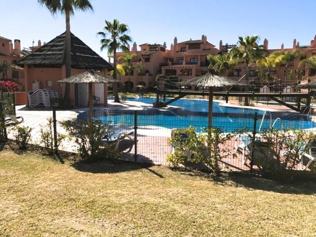 Apartment 1197: 3 Bedroom Grd Floor Hacienda Del Sol Estepona