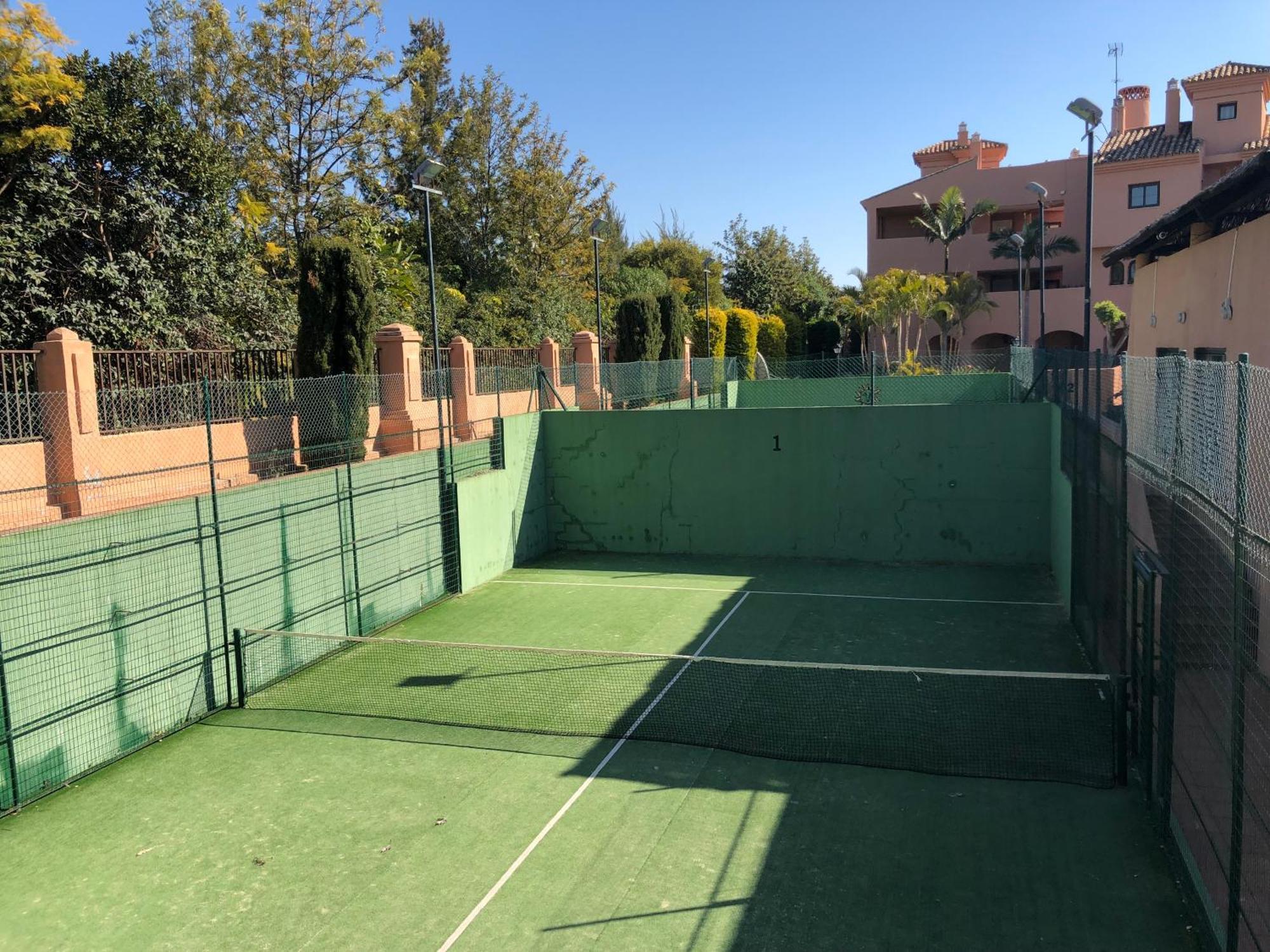 1197: 3 Bedroom Grd Floor Hacienda Del Sol Apartment Estepona