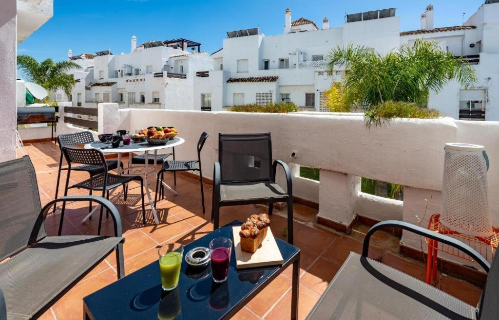 Azure & Valle 3br