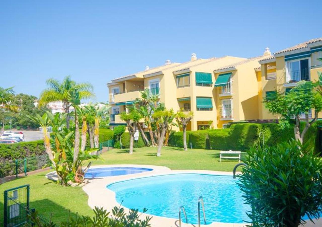Apartment Alambra Del Sol - Coastal Retreat By The Estepona