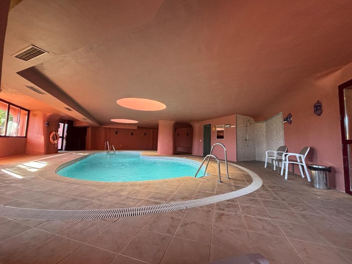 Apartment Te Huur 2 Slaapkamers Frontline Complex *