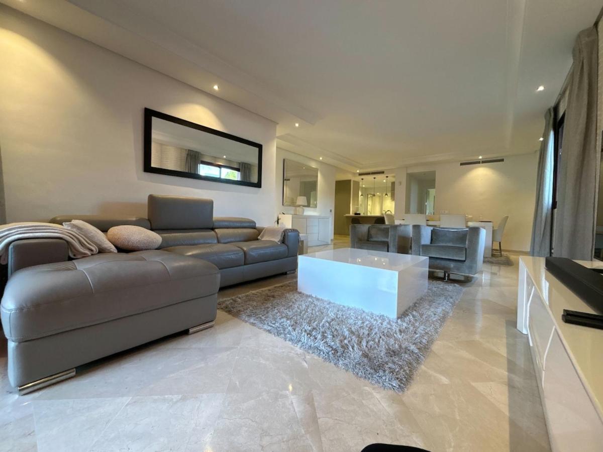 Apartment Te Huur 2 Slaapkamers Frontline Complex