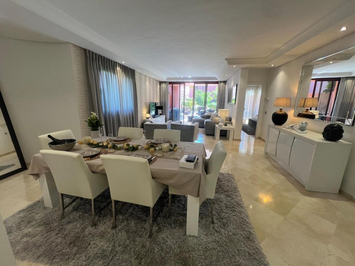 Te Huur 2 Slaapkamers Frontline Complex *