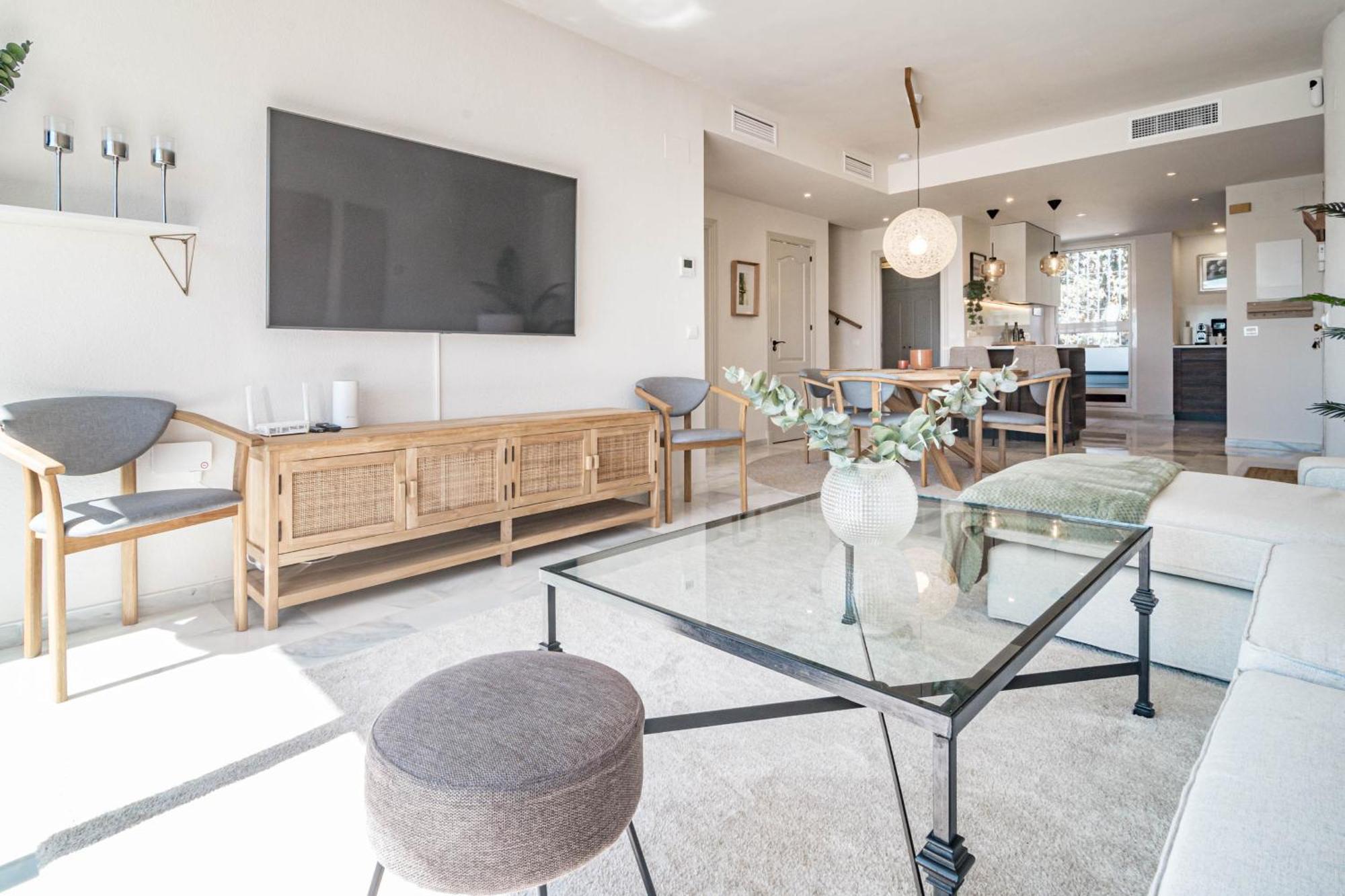 Sungardens Penthouse Apartment *