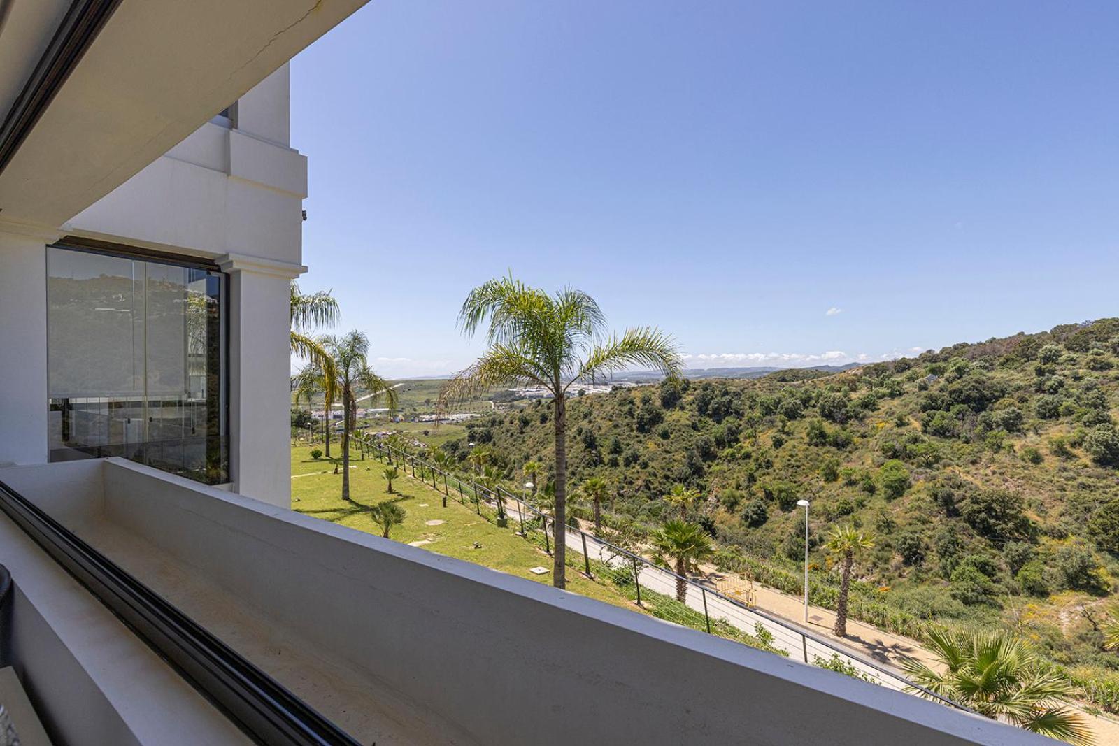 Apartment Stylish Hills With Lovely Views *