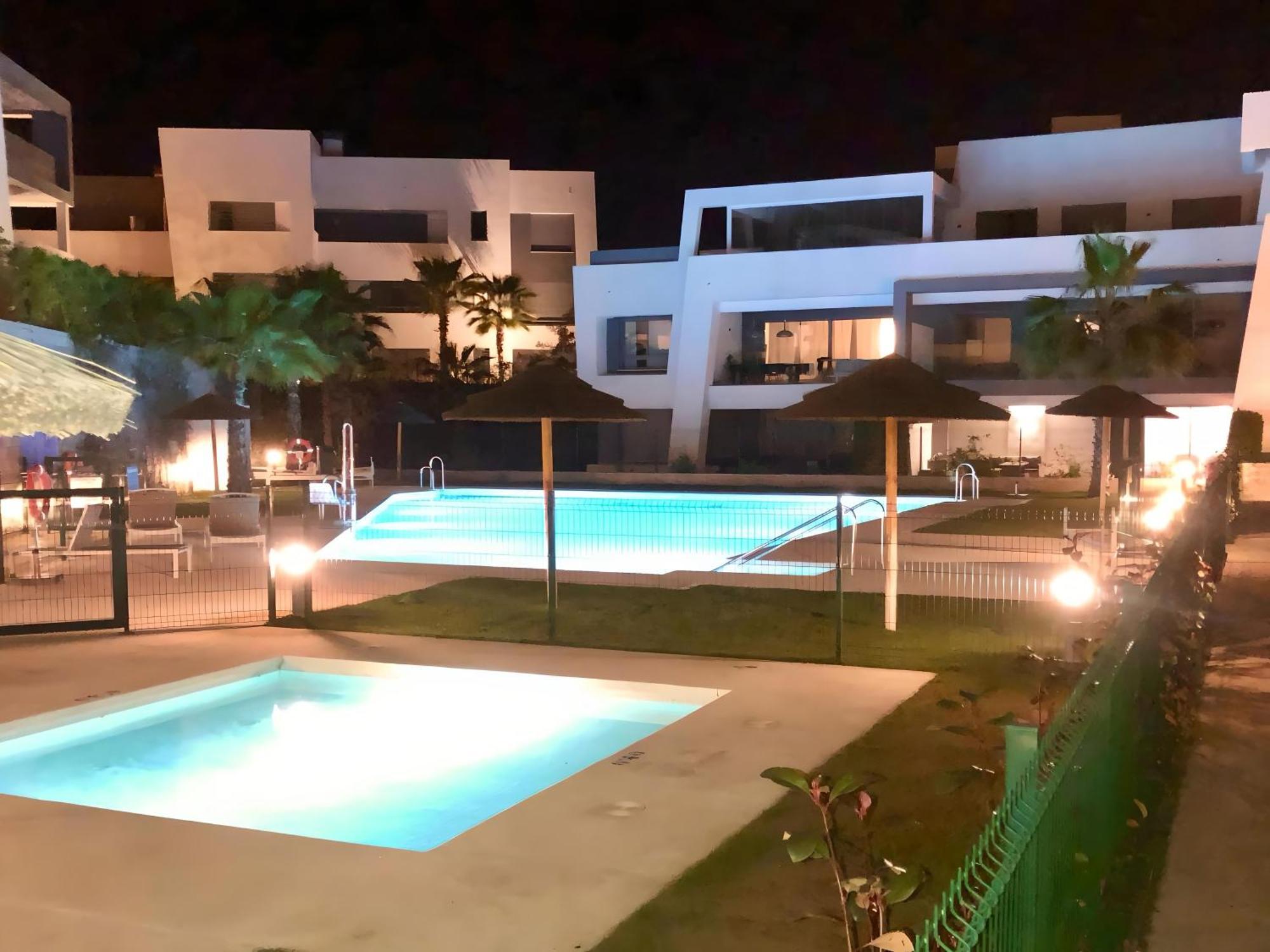 Apartment Vanian Village Dream Getaway By Lica Homes