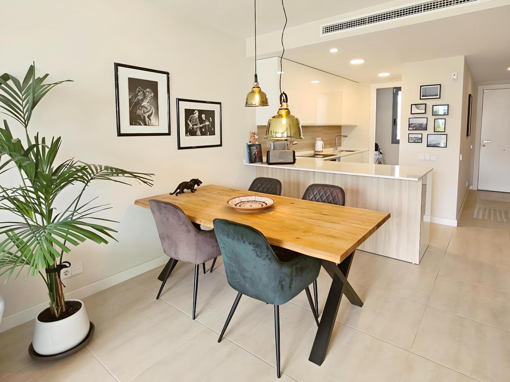 Apartment Vanian Village Dream Getaway By Lica Homes