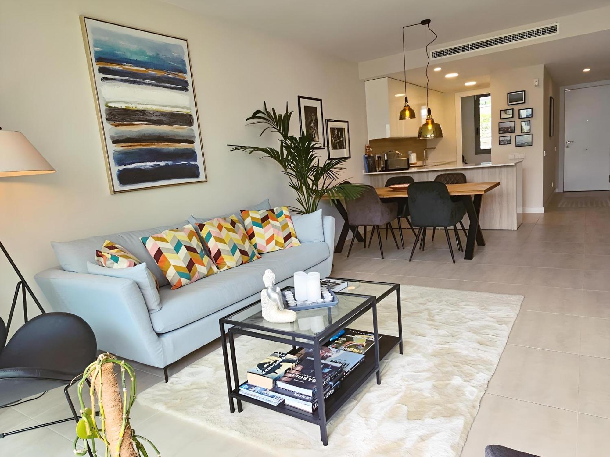 Apartment Vanian Village Dream Getaway By Lica Homes *
