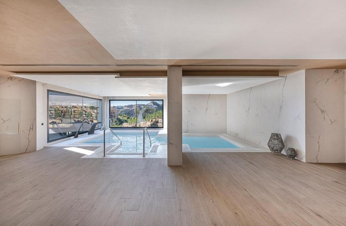 Fancy And Minimalist Flat In L Sea Views Apartamento Estepona