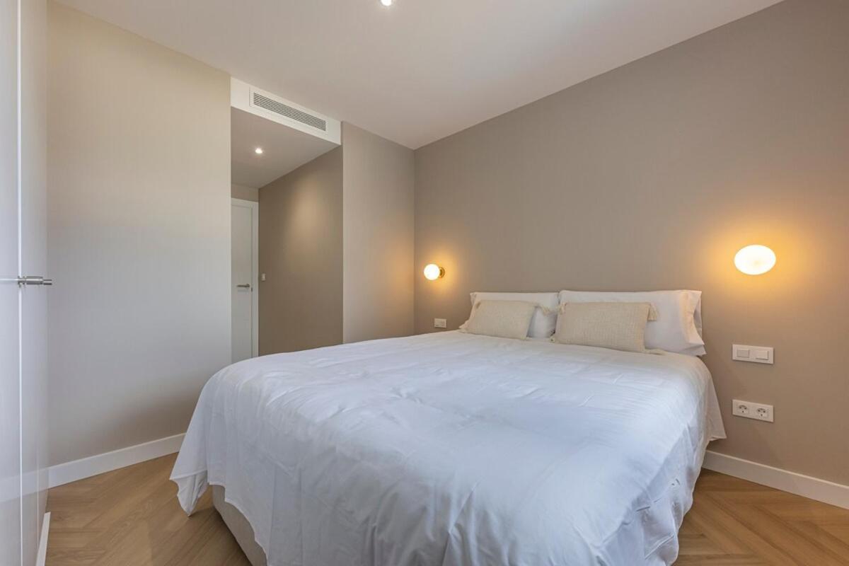 Fancy And Minimalist Flat In L Sea Views Estepona