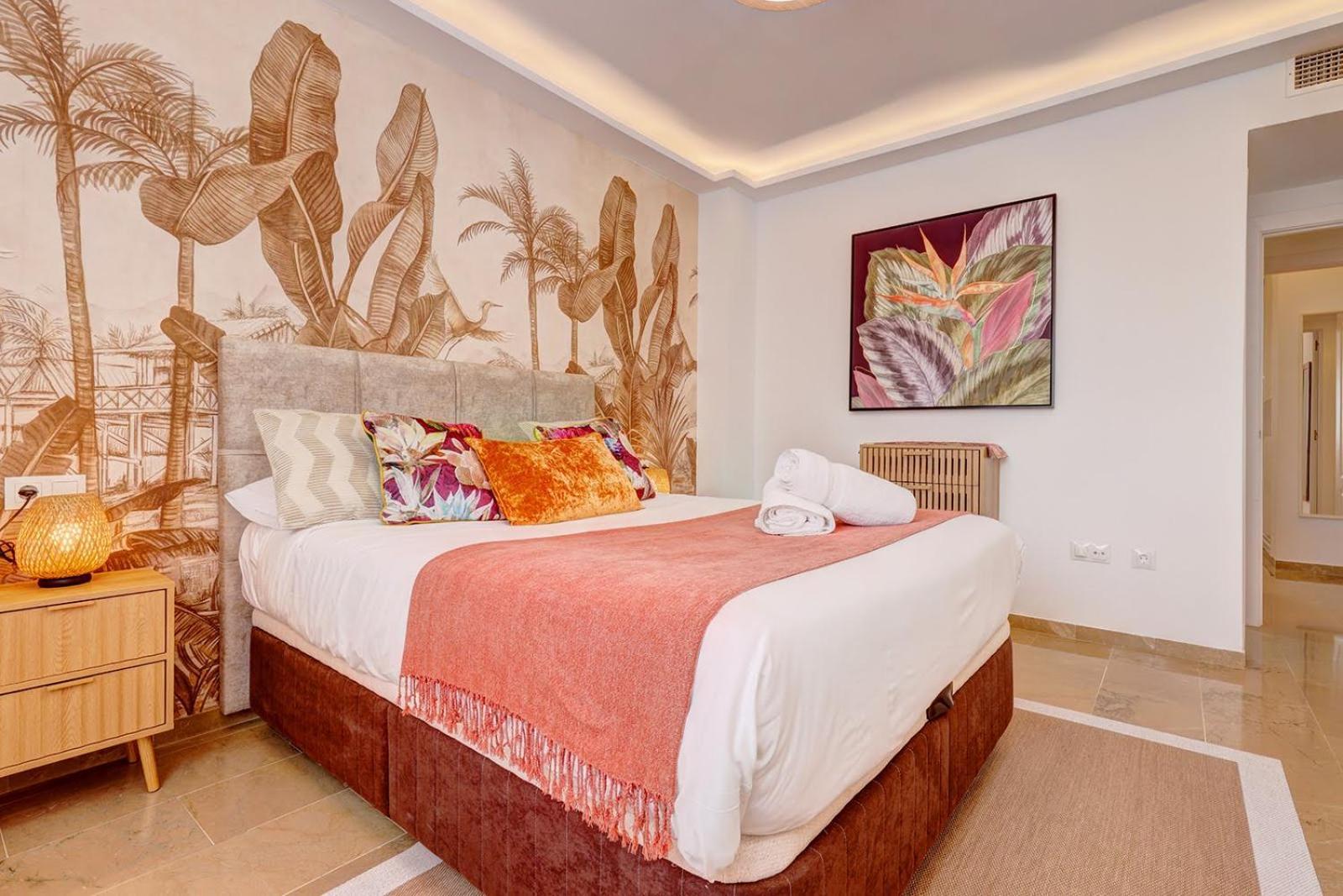 Cozy Between The Port And The La Rada Apartamento Estepona