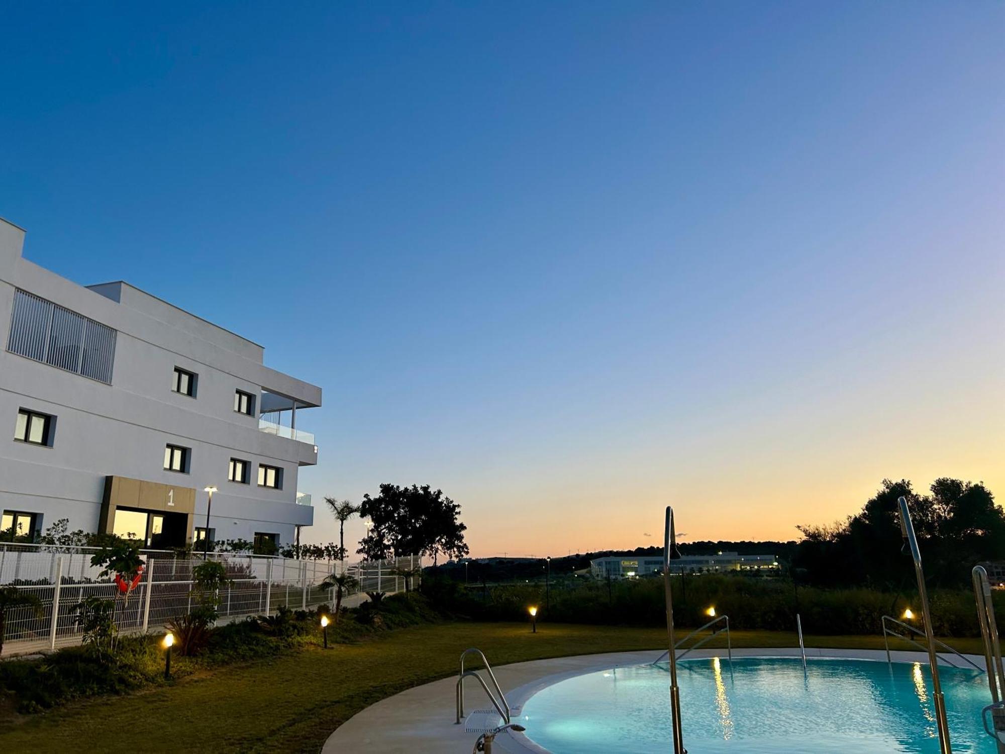 One80 By Mario * Estepona