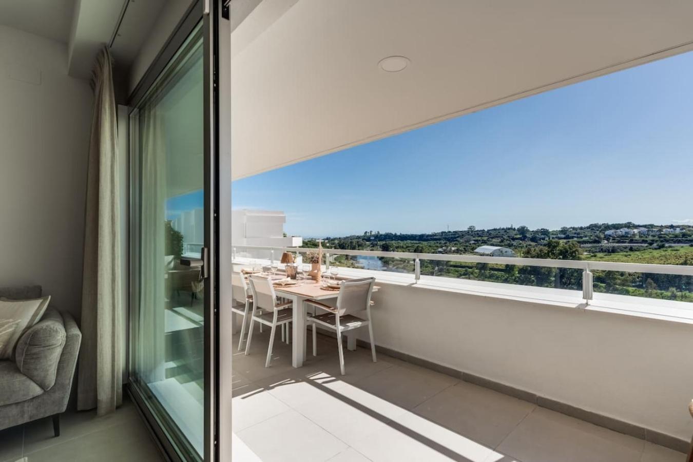 2br Oceana Gardens Amazing Views Luxury *