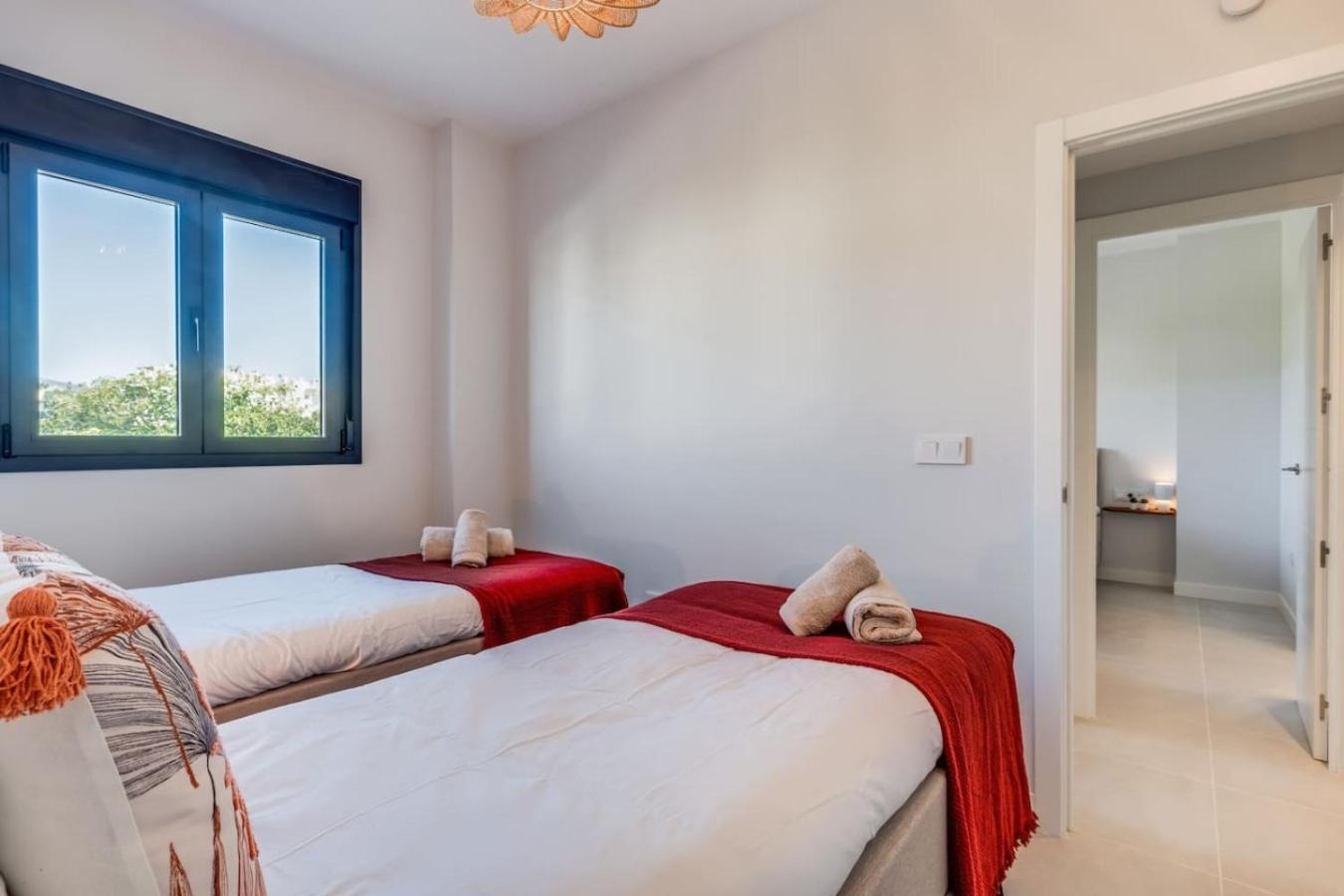Aranya - Stylish Apt. With Great Views Estepona