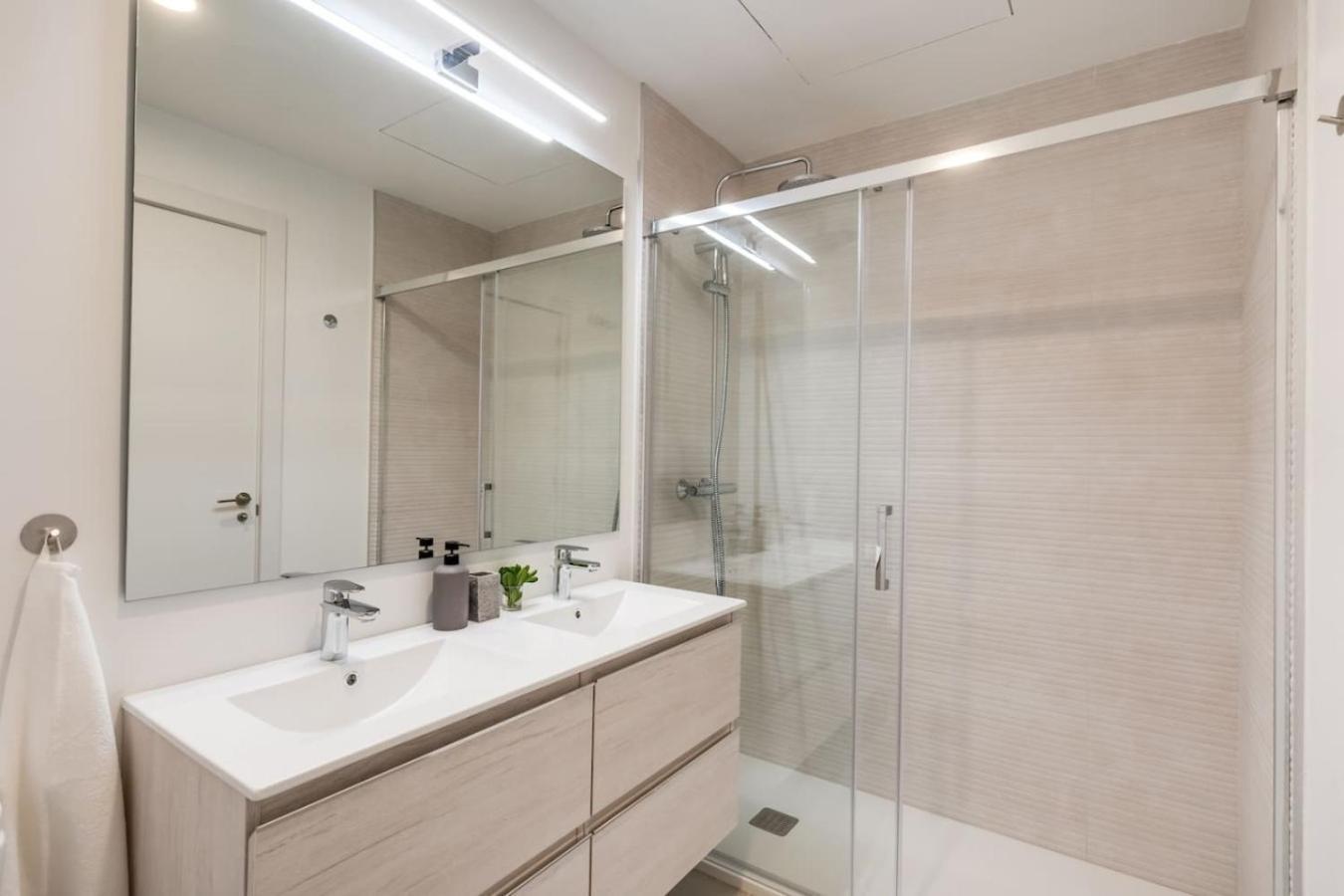 3br With Great Panoramic Views At Oceana Gardens