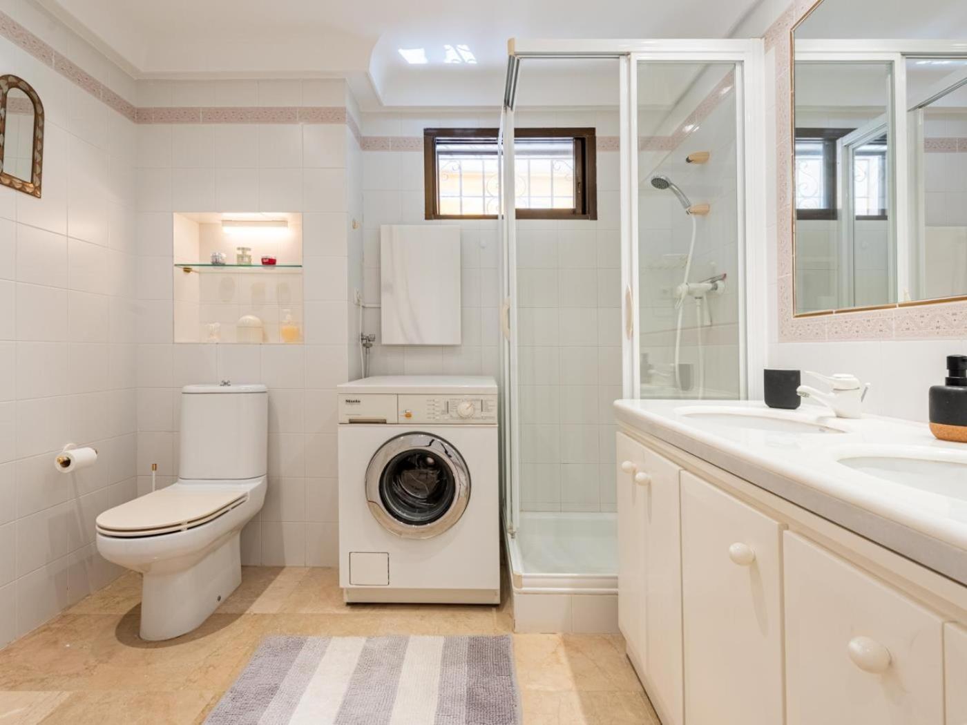 Atalaya Charming 1 Bedroom *