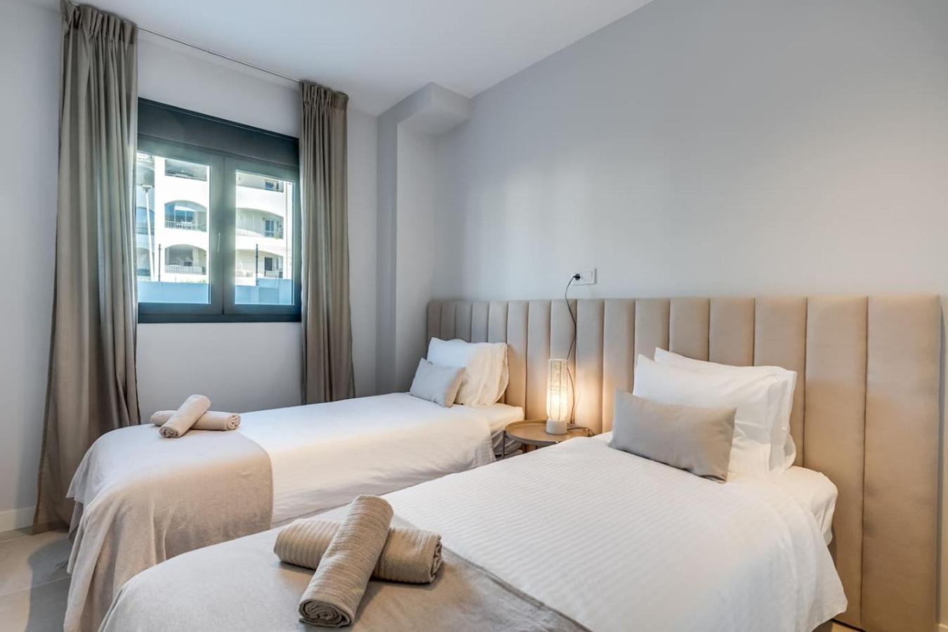 Apartamento Aranya - With Spacious Private Terrace *