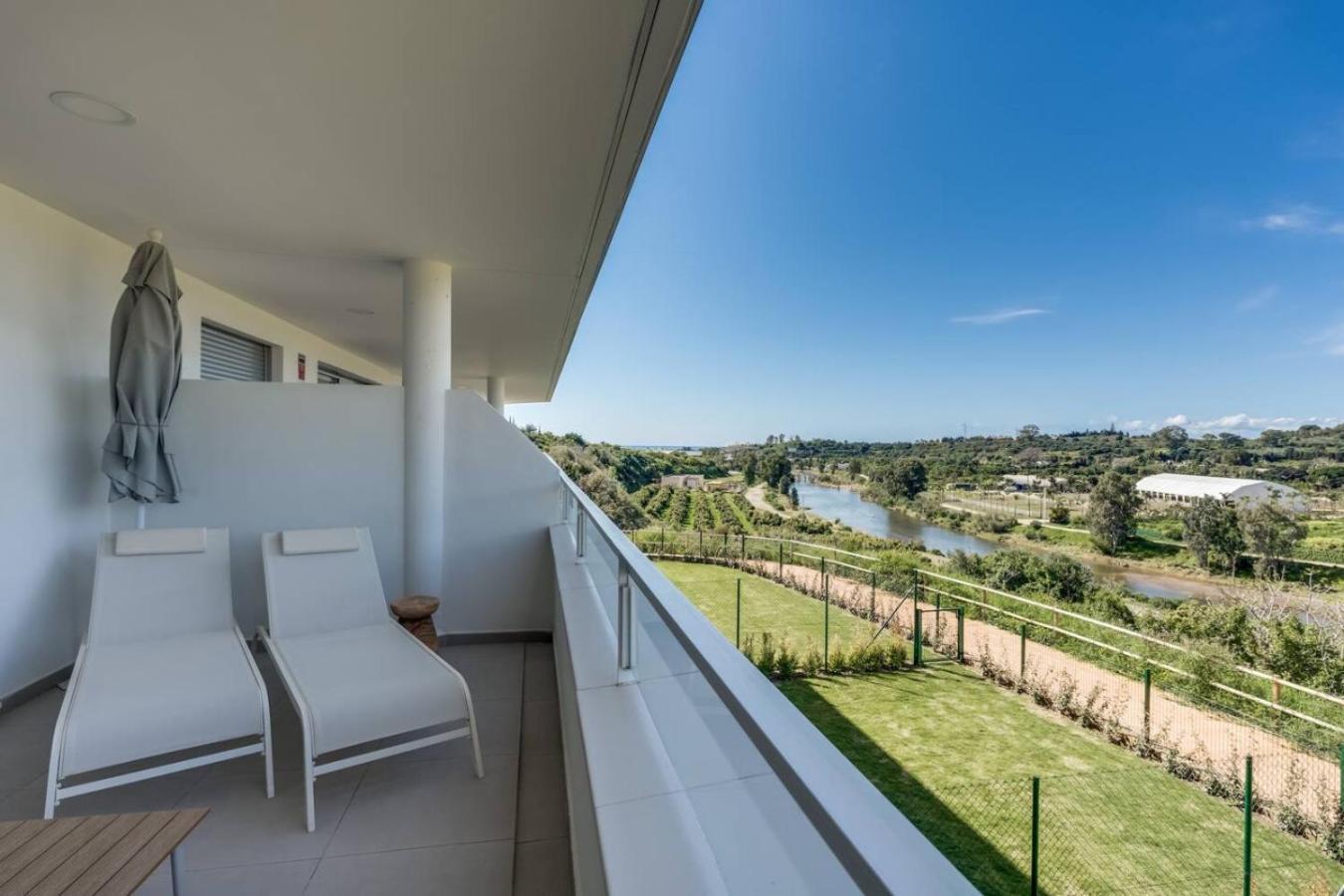 Casa Con Vistas - 2 Bedroom With Terrace Appartement Estepona