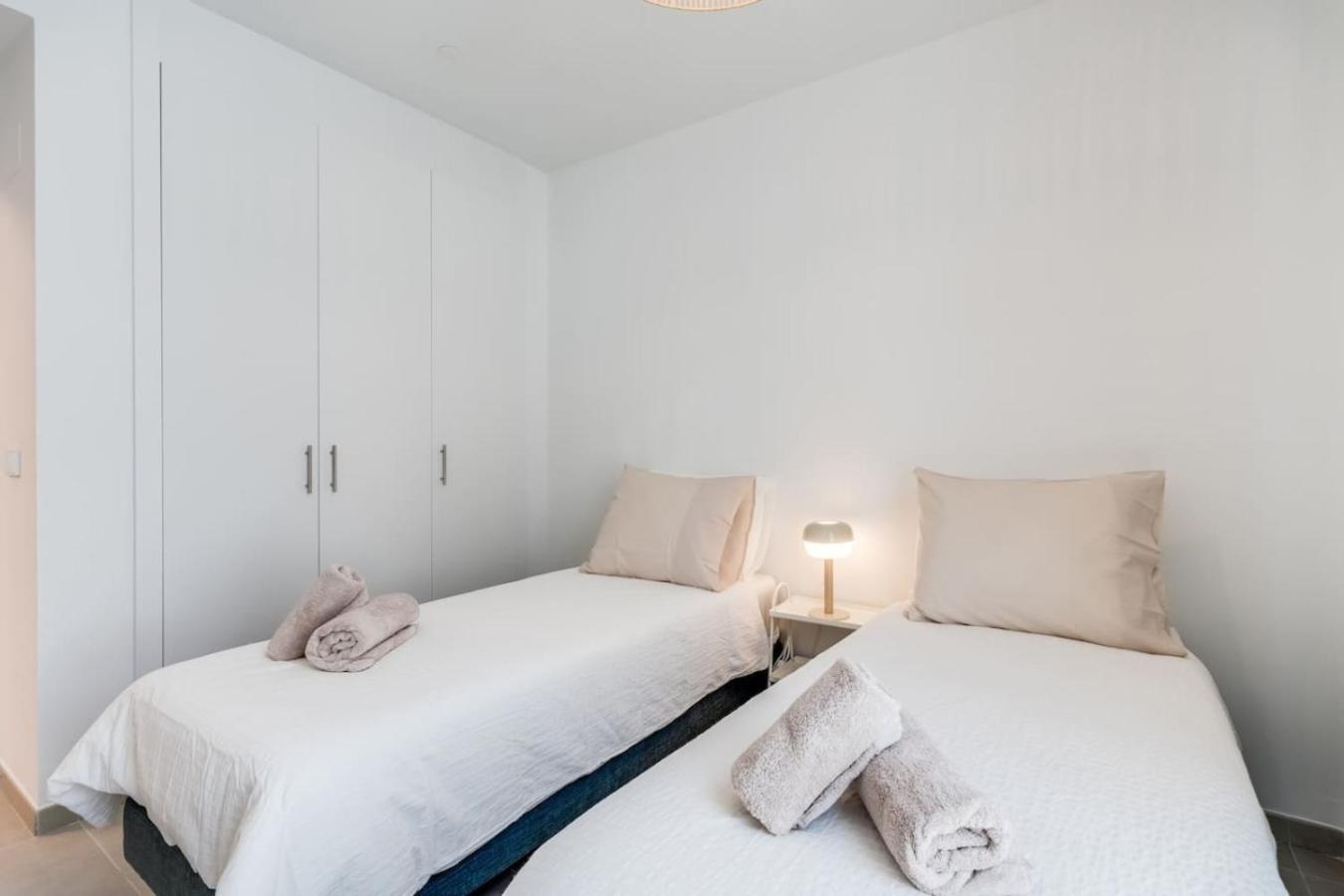 Charming 3br With Panoramic Views Apartment *