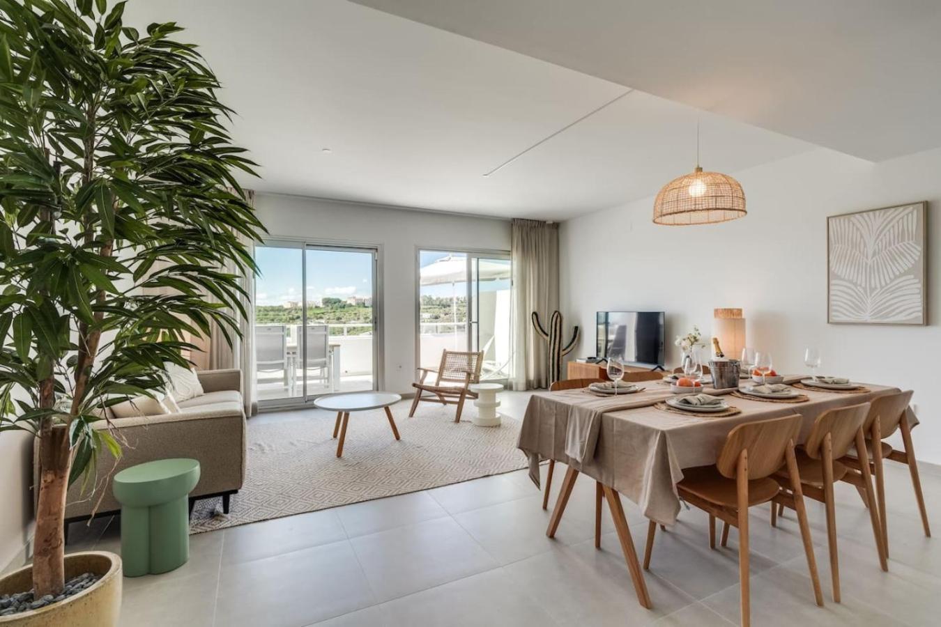 Apartment Charming 3br With Panoramic Views Estepona