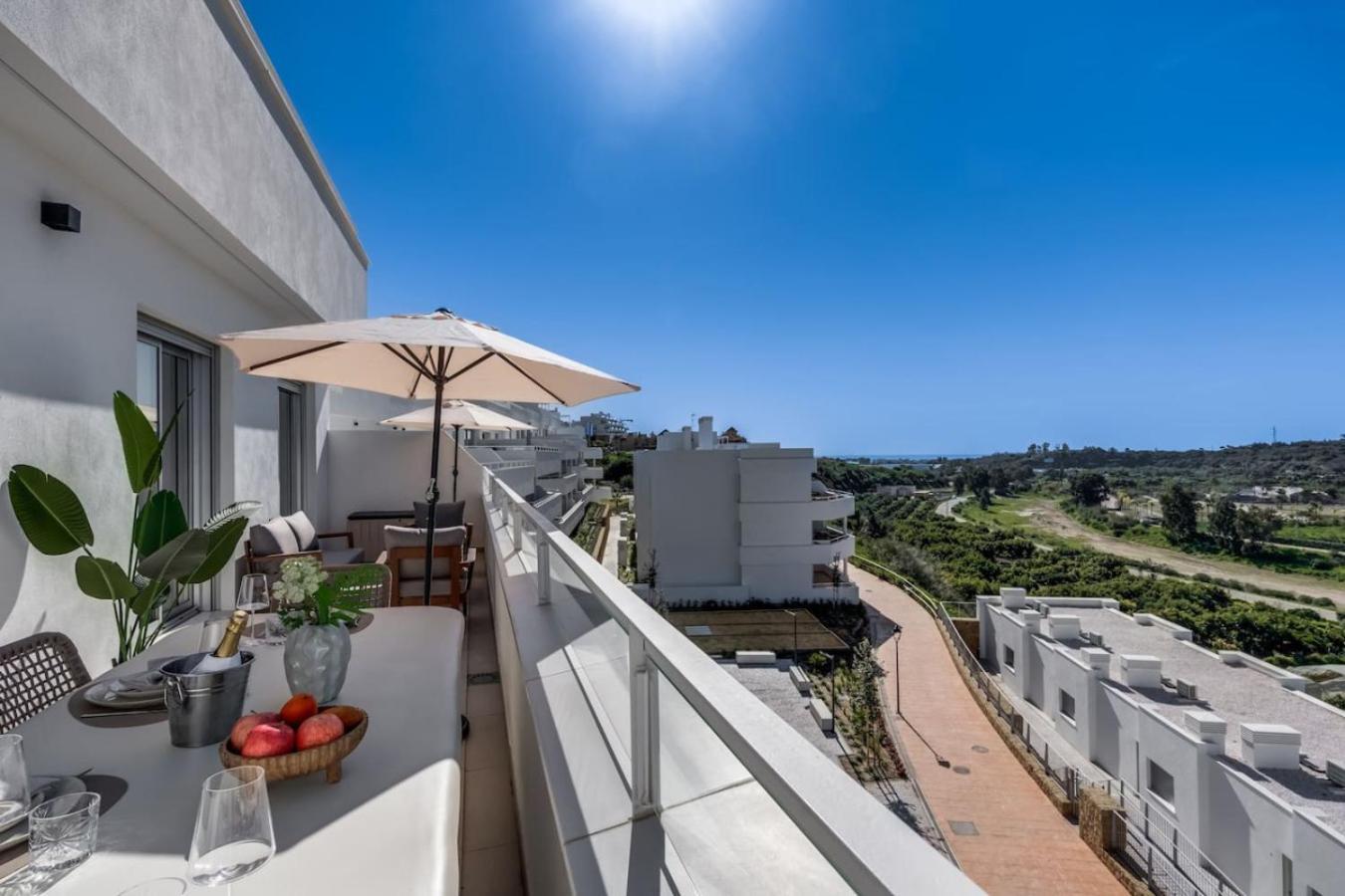 Apartment Brand New Penthouse In *