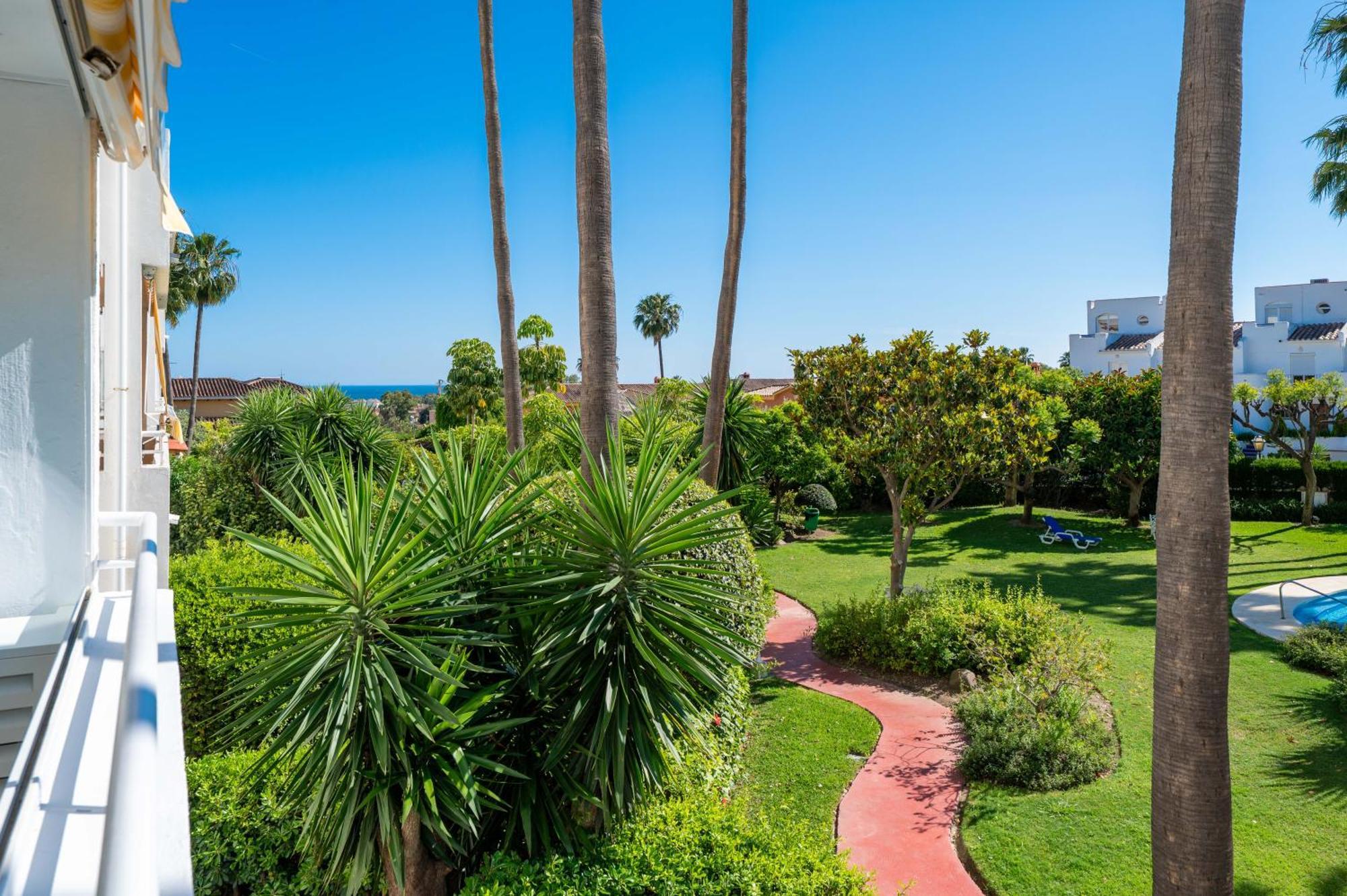 Sea View Nordic Royal Club Apartment Estepona