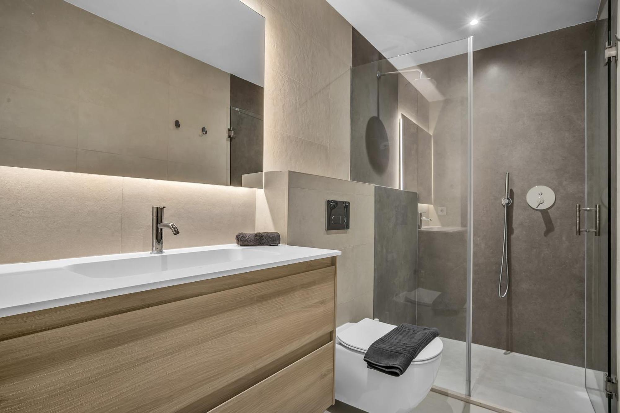 Apartamento La Viu - Luxury Beachfront Estepona