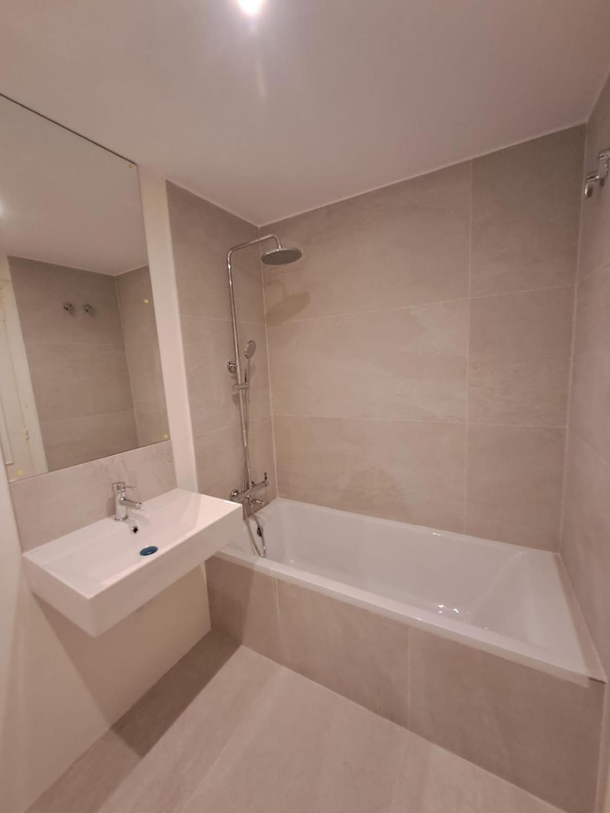 Lovely Spacious 2 Bedroom Flat Between Marbella And Apartment Estepona