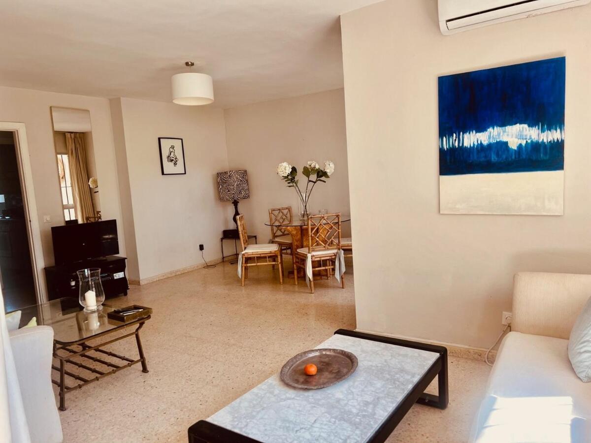 Apartment Lovely Spacious 2 Bedroom Flat Between Marbella And Estepona