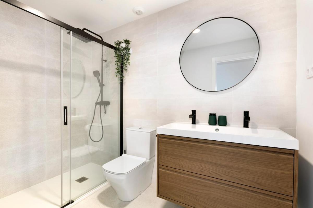 Apartment Modern 4-person With Pool & Indoor Parking Estepona
