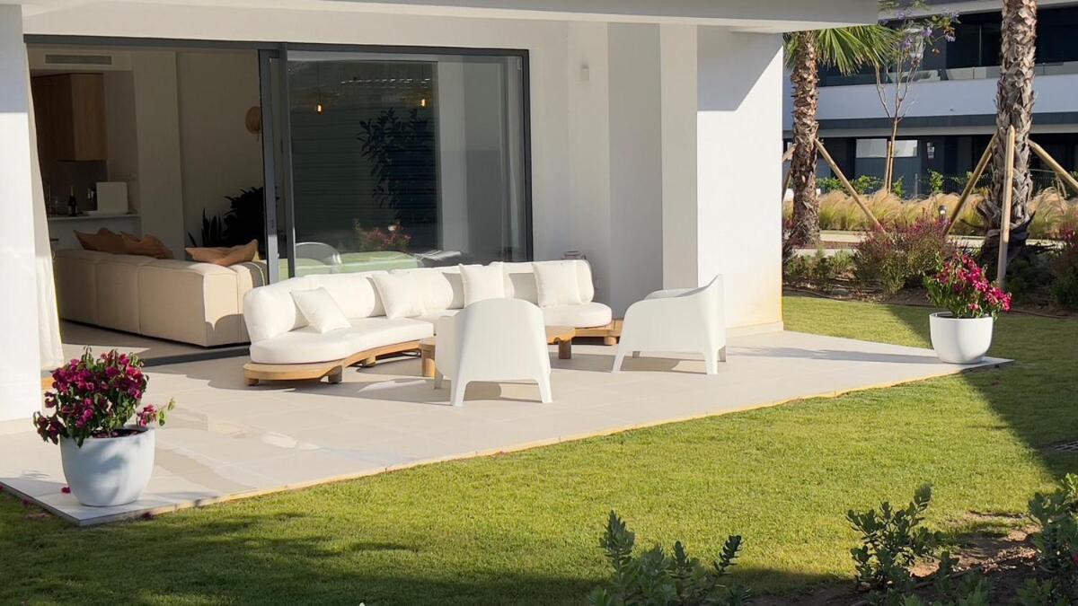 Beautiful 1-bedroom In Apartamento *