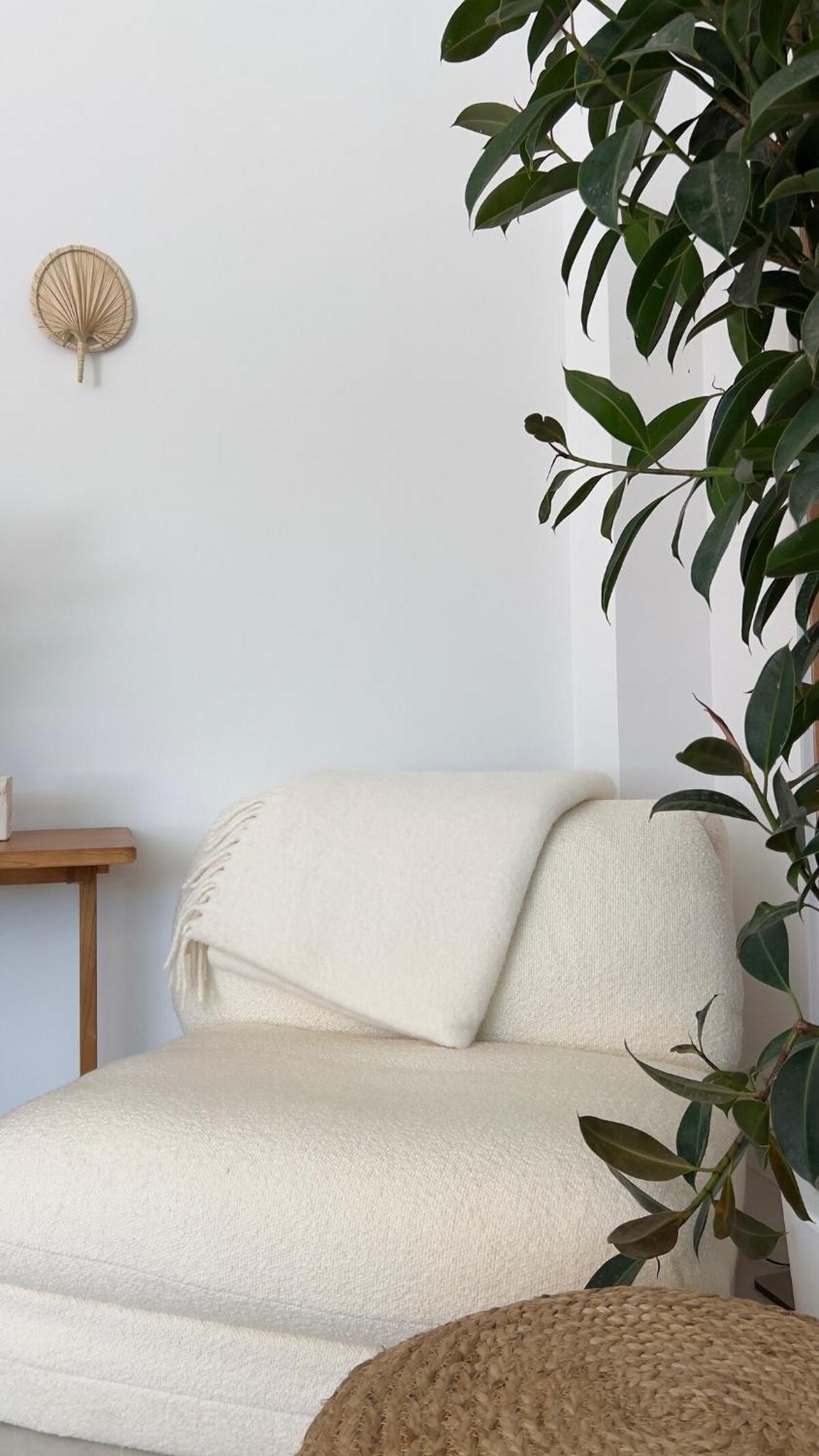 Beautiful 1-bedroom In Apartment Estepona