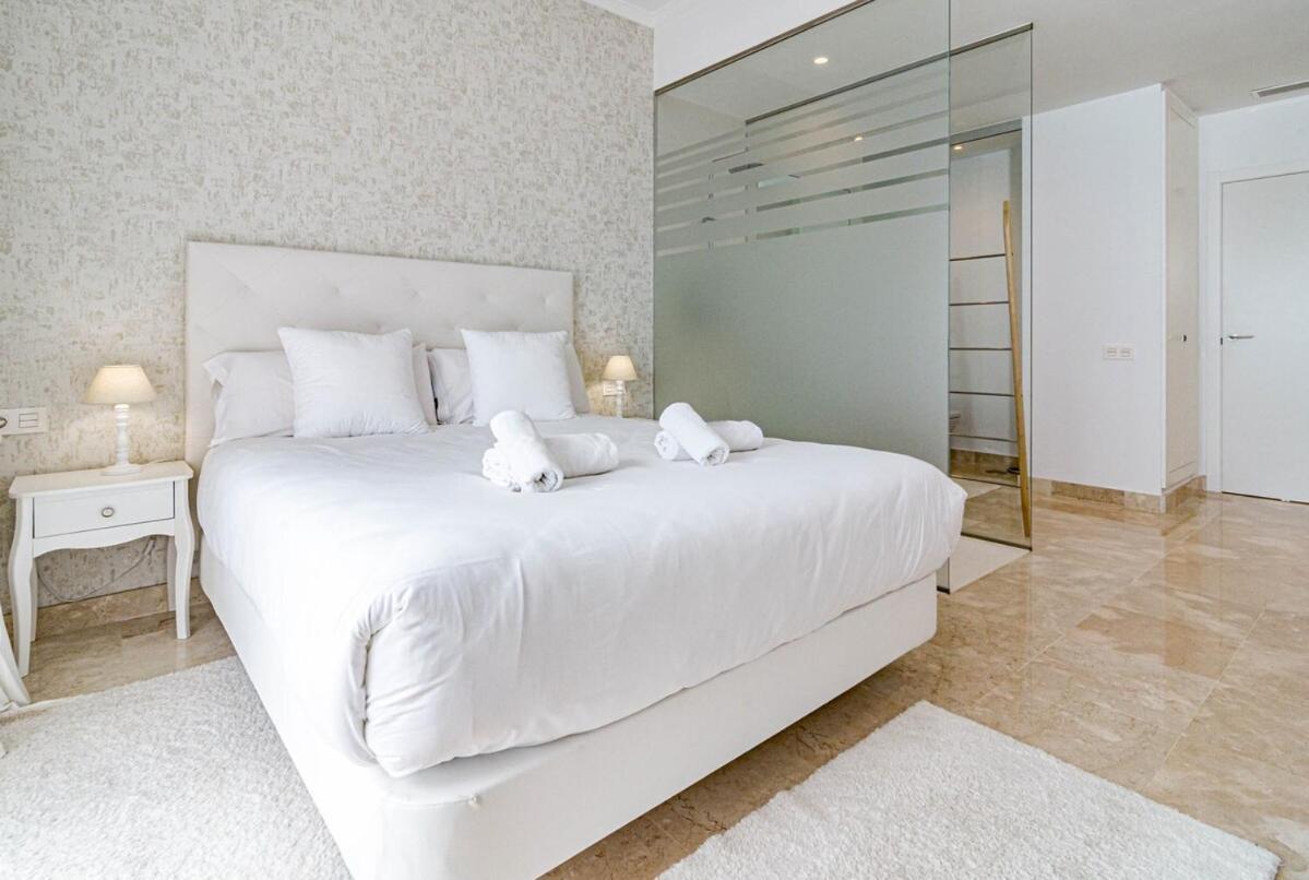 Amazing Penthouse Paraiso Pueblo And Hottub Rdr498 * Estepona