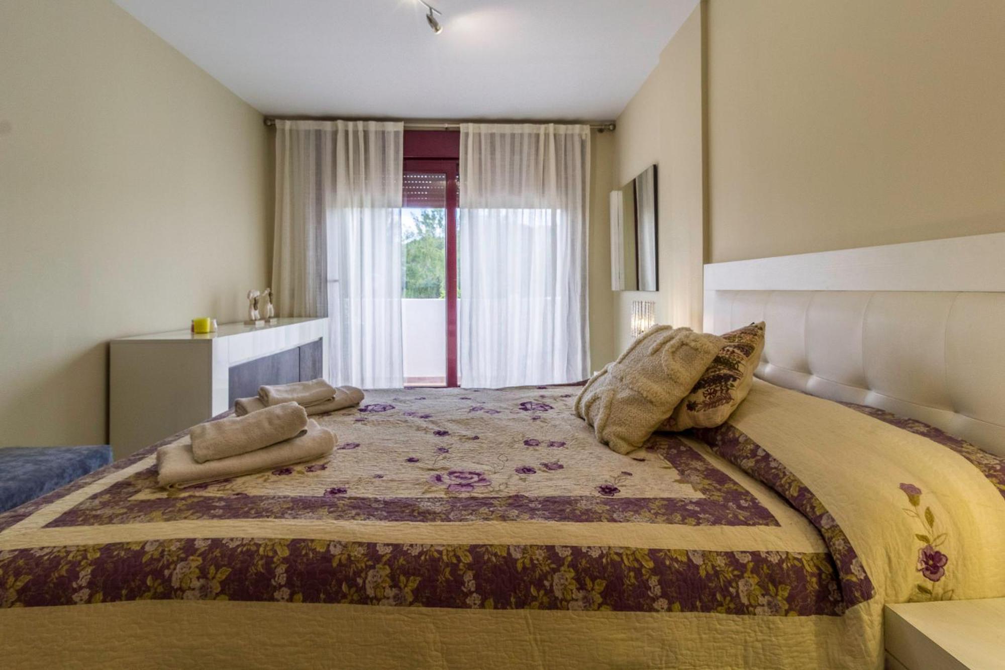 En Benahavis Apartamento *