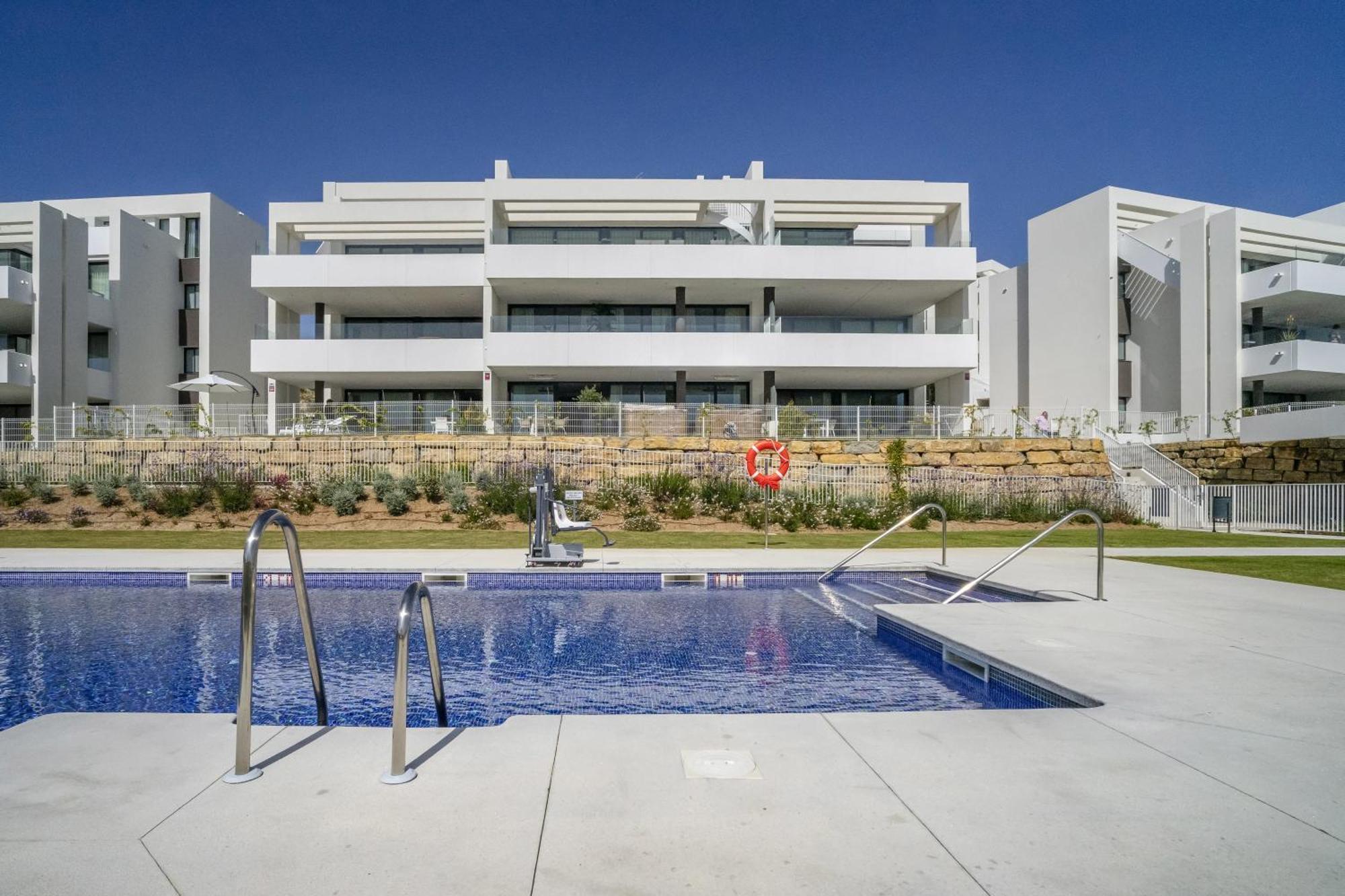 Fabuloso Con Jardin Privado Y Jacuzzi